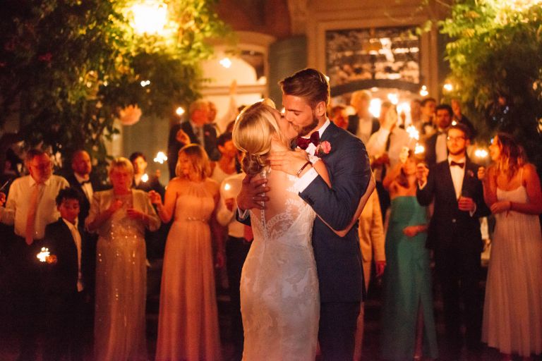 Schloss Eicherhof Abends
Brautpaar Eröffnungstanz