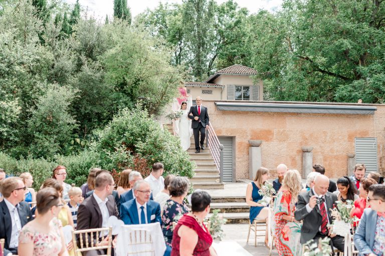Gebrüder Meurer Location Hochzeit. Freie Trauung mit Vater und Braut.