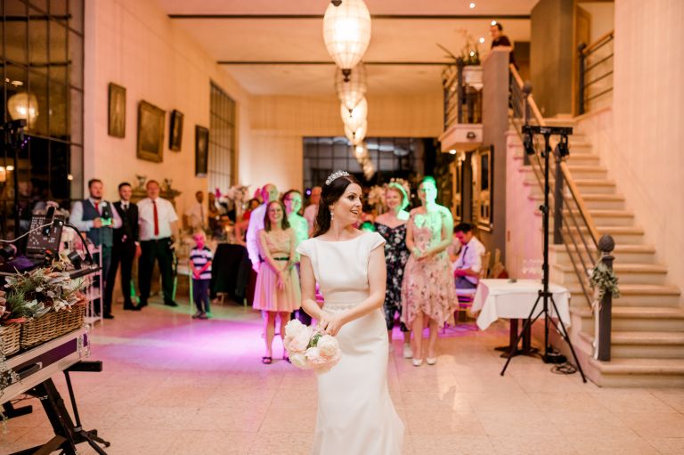 Gebrüder Meurer Location Hochzeit. 
Brautpaar Eröffungstanz